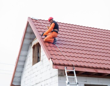 Tile Roof (Clay & Cement)